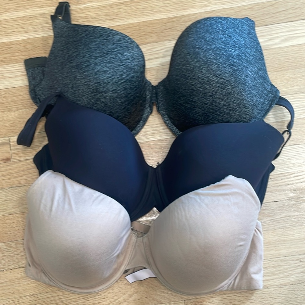 Victoria's Secret Black Uplift Bra